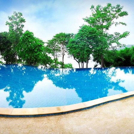 Banraya Resort And Spa Ko Racha Yai Eksteriør bilde