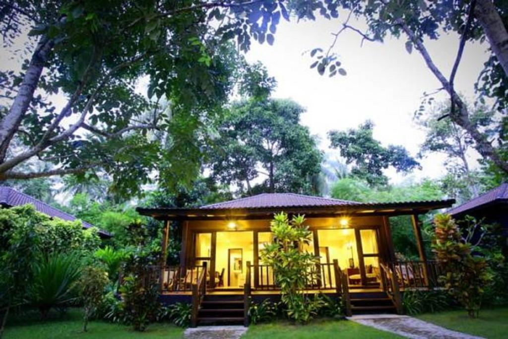 Banraya Resort And Spa Ko Racha Yai Eksteriør bilde